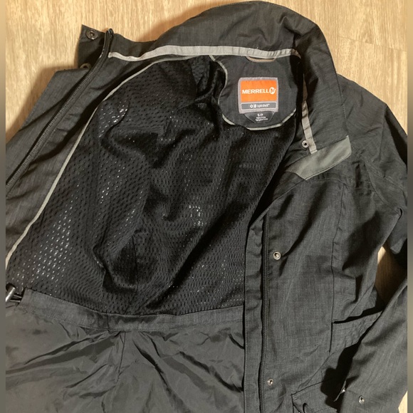 Merrell black jacket - Picture 3 of 3